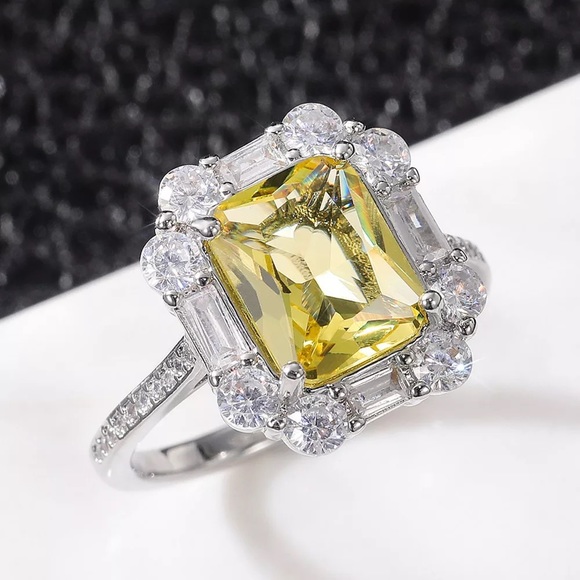 New 925 Silver Emerald Cut Diamond Ring - Picture 4 of 6